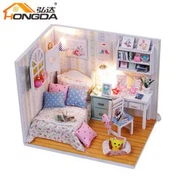 Miniatures Do Doll House